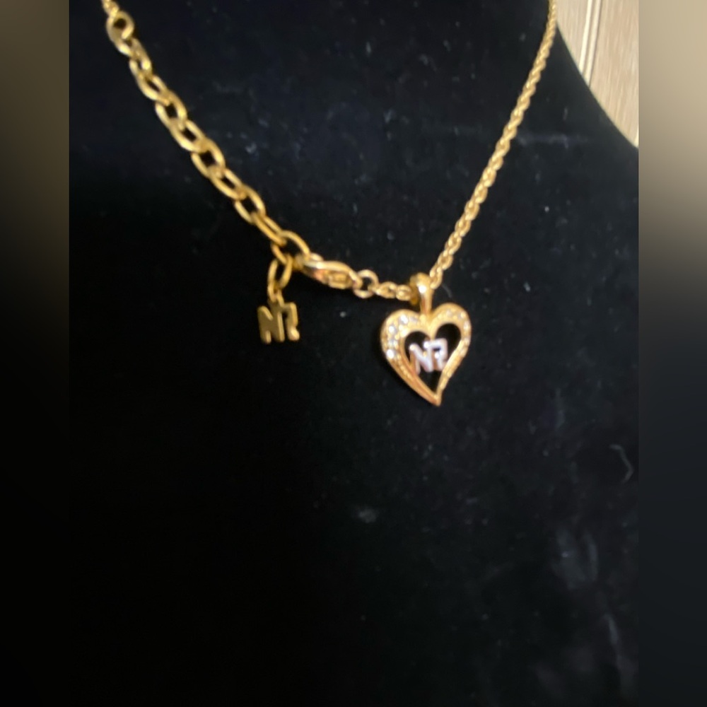 Nina Ricci Necklace NWOT - Picture 2 of 5